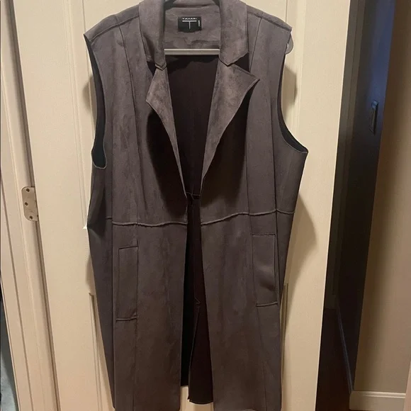 Tahari Women's Taupe Blazer - Picture 2 of 5